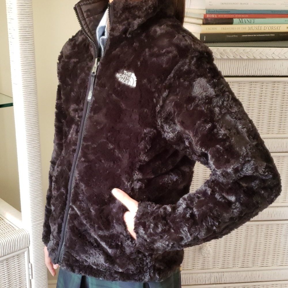 Girls North Face Mossbud in Med